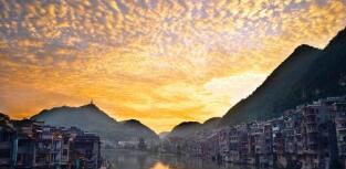 廣西醫(yī)科大學(xué)校長(zhǎng)趙勁民簡(jiǎn)歷，黨委書記劉友誼和領(lǐng)導(dǎo)班子什么級(jí)別？